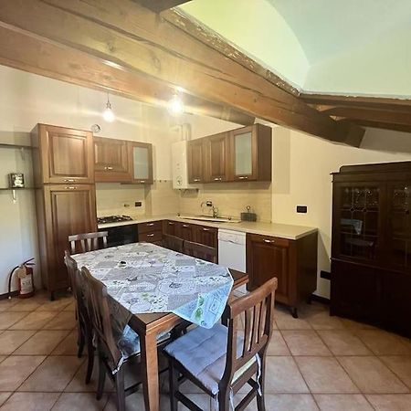 Mare E Monti A 9 Apartment Airole Bagian luar foto